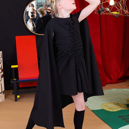 Black Cape Gown with Hand Smock - €500.95 - eco-winkel.nl